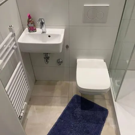 Appartement Schoene Naehe Duesseldorf Messe Und Flughafen