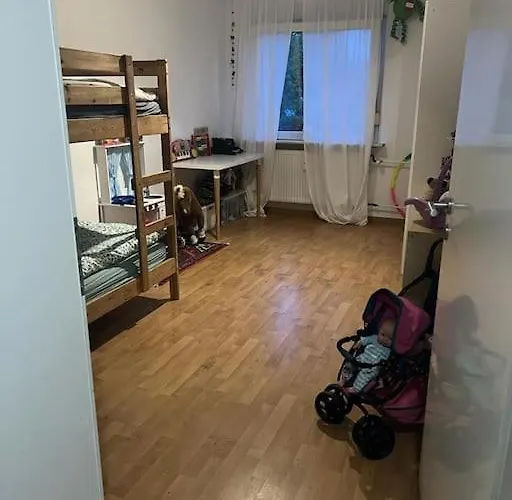 Schoene Naehe Duesseldorf Messe Und Flughafen Apartment *